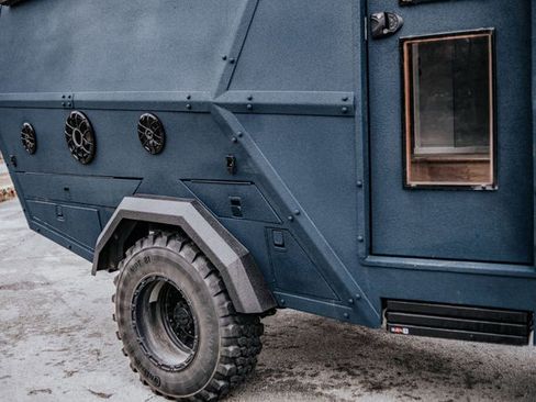 Used 2022 Ford F550 4x4 Crew Cab Super Duty w/ Power Equipment Group image 98