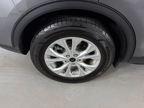 Used 2024 Ford Escape Active FWD image 11