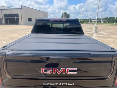 Used 2022 GMC Sierra 1500 Denali w/ Denali Reserve Package AWD/4WD image 5