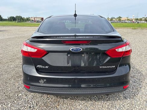 Used 2013 Ford Focus Titanium FWD image 10