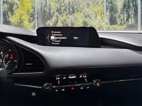 Used 2021 MAZDA MAZDA3 s image 16