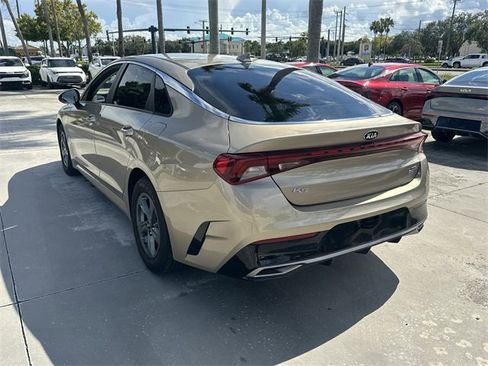 Used 2021 Kia K5 LXS image 8