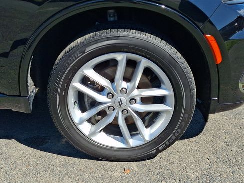 Used 2025 Dodge Durango GT AWD/4WD image 9