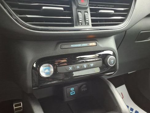 Used 2023 Ford Escape ST-Line w/ Tech Pack #1 AWD/4WD image 19