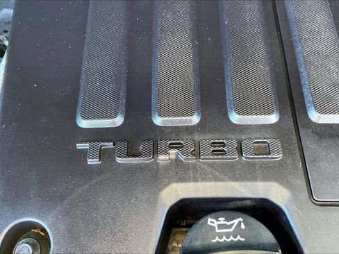 Used 2023 Chevrolet Silverado 1500 LT image 29