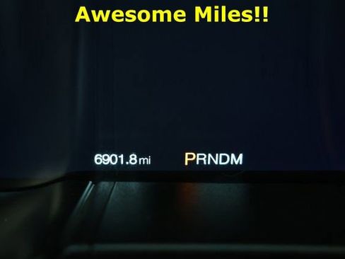 Used 2022 Ford Mustang Shelby GT500 w/ Carbon Fiber Track Pack image 9