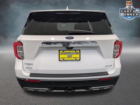 Used 2023 Ford Explorer XLT w/ Equipment Group 202A AWD/4WD image 5