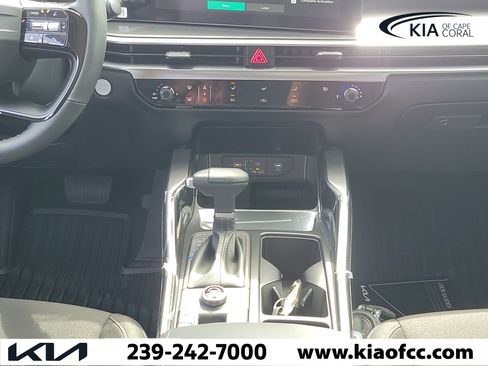 New 2026 Kia Sorento LX FWD image 18