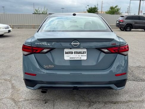 Used 2025 Nissan Sentra SR FWD image 5
