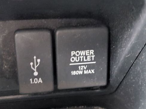 Used 2017 Honda CR-V LX image 30