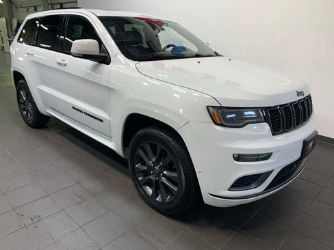 Used 2018 Jeep Grand Cherokee High Altitude image 2