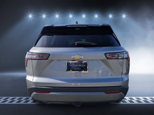 Used 2025 Chevrolet Equinox LT w/ Safety and Technology Package FWD image 2