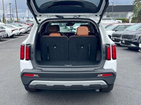 Certified 2023 Kia Sorento SX Prestige AWD/4WD image 8