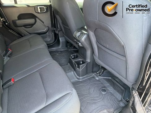 Certified 2022 Jeep Wrangler Unlimited Sport AWD/4WD image 24