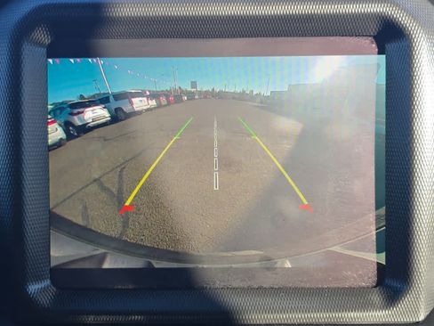 Used 2022 Jeep Wrangler Unlimited Sahara AWD/4WD image 19