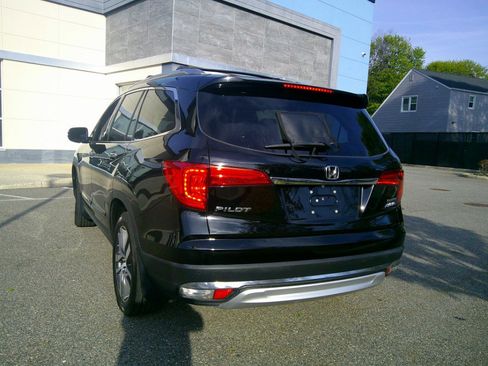 Used 2017 Honda Pilot Touring image 28