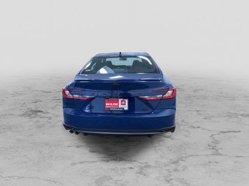 New 2026 Toyota Camry SE image 8