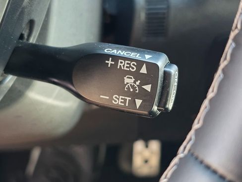 Used 2024 Toyota GR86 Premium image 48