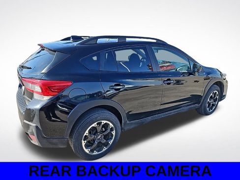 Used 2023 Subaru Crosstrek 2.0i Premium image 4