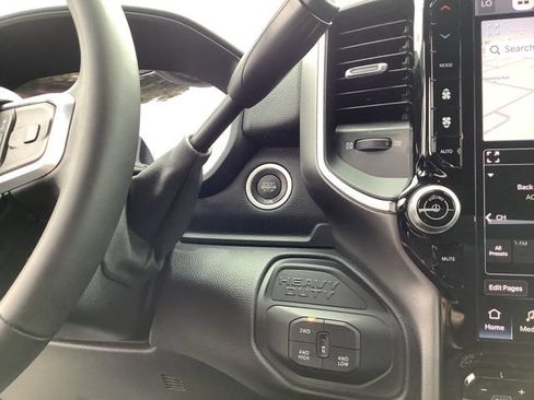 Used 2026 RAM 2500 Big Horn AWD/4WD image 16
