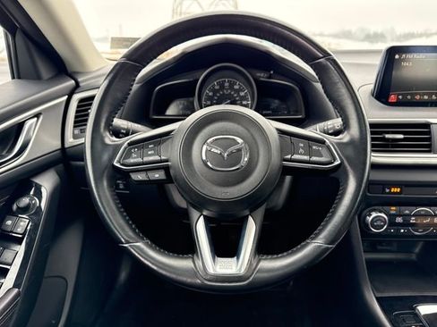 Used 2017 MAZDA MAZDA3 Touring image 17