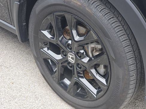 Certified 2025 Honda HR-V Sport image 7