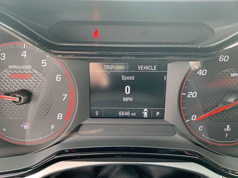 Certified 2024 Chevrolet Trax RS image 12