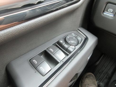 Certified 2026 GMC Sierra 2500 AT4 AWD/4WD image 34