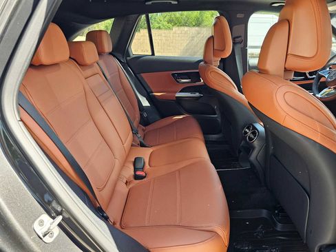 New 2026 Mercedes-Benz GLC 300 4MATIC image 12