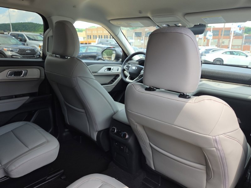 New 2026 Ford Explorer Active w/ Active Comfort Package AWD/4WD image 18