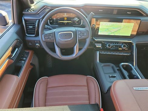 New 2026 GMC Sierra 2500 Denali Ultimate w/ Max Trailering Package image 17