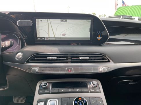 Used 2022 Hyundai Palisade Calligraphy image 17