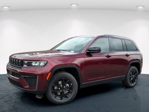 New 2026 Jeep Grand Cherokee Altitude AWD/4WD image 2