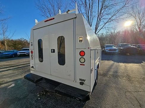 Used 2012 GMC Savana 3500 image 7