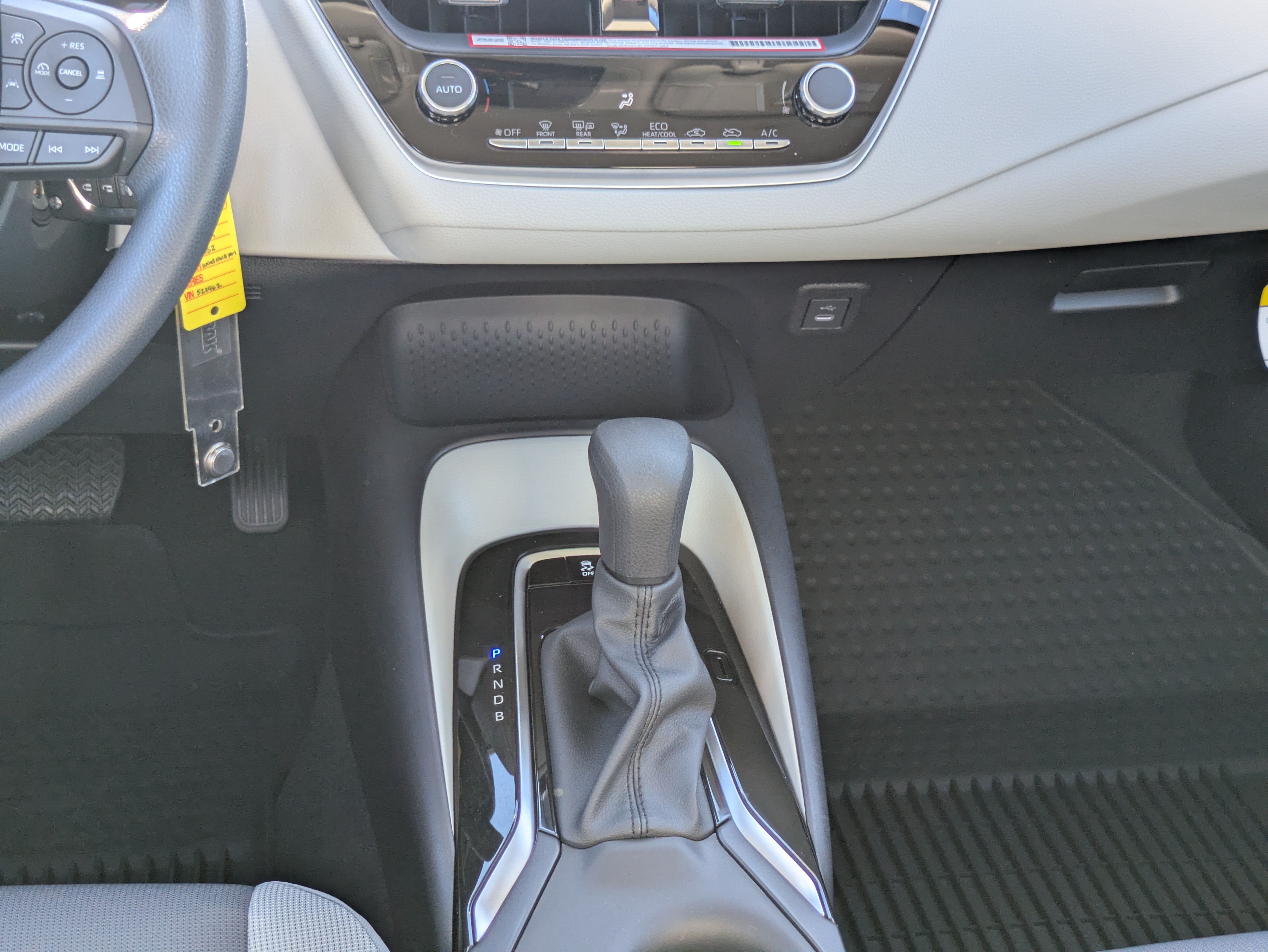 New 2027 Toyota Corolla LE FWD image 20