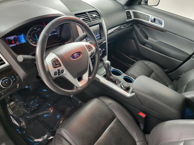 Used 2014 Ford Explorer Limited w/ Equipment Group 301A AWD/4WD image 12