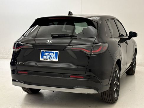 New 2026 Honda HR-V EX-L image 9