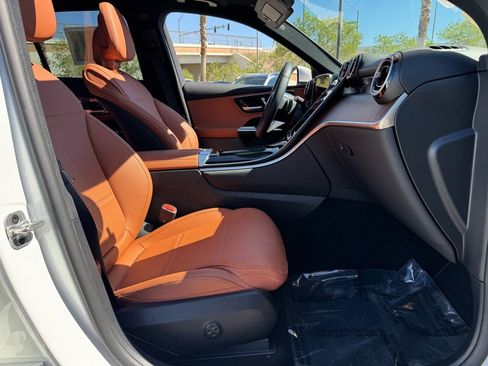 Certified 2026 Mercedes-Benz GLC 300 image 22