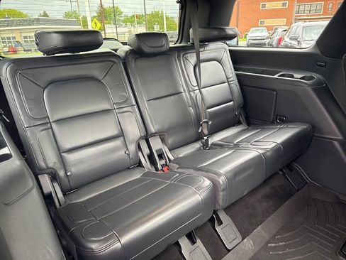 Used 2022 Lincoln Navigator Reserve AWD/4WD image 45