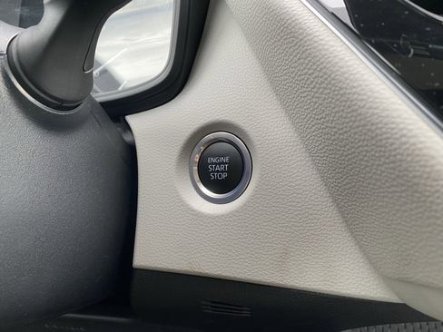 Used 2023 Toyota Corolla LE image 16