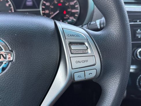 Used 2013 Nissan Altima 2.5 S FWD image 21