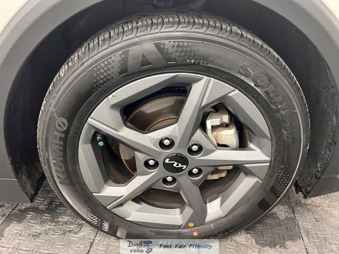 Used 2025 Kia K4 FWD image 17