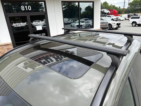 Used 2025 Hyundai Santa Cruz SEL AWD/4WD image 13