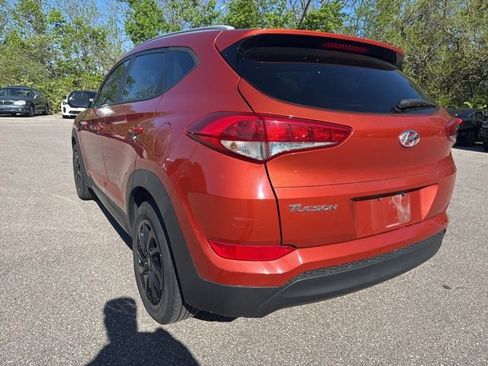 Used 2016 Hyundai Tucson SE w/ Option Group 02 image 4