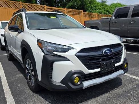 Used 2024 Subaru Outback Limited AWD/4WD image 3