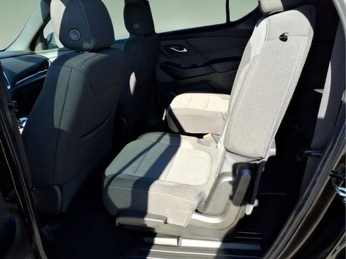 Used 2023 Chevrolet Traverse LT w/ LPO, Floor Liner Package AWD/4WD image 12