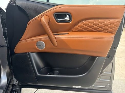 Used 2021 INFINITI QX80 Sensory w/ Cargo Package image 23