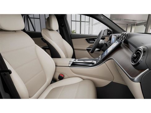 New 2025 Mercedes-Benz GLC 300 4MATIC image 4