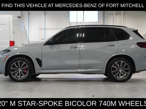 Used 2025 BMW X5 M60i image 4