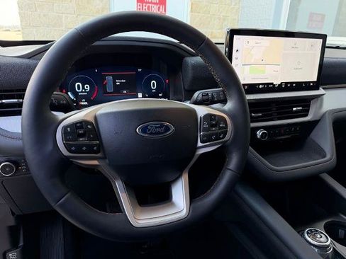 New 2026 Ford Explorer Active w/ Active Comfort Package RWD image 37